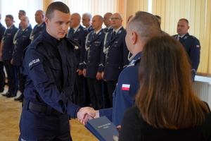 Ślubowanie nowych policjantów