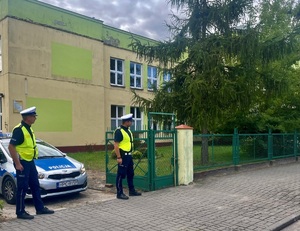 policjanci