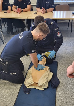 policjanci na szkoleniu