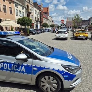 policjanci