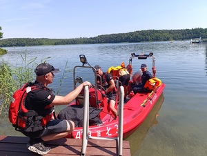 policjanci i strażacy