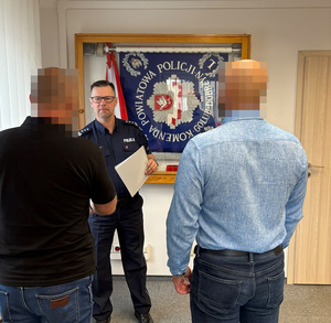 policjanci