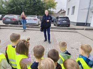 policjant i dzieci