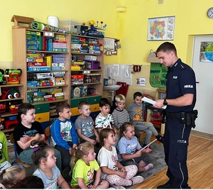 policjanci i dzieci